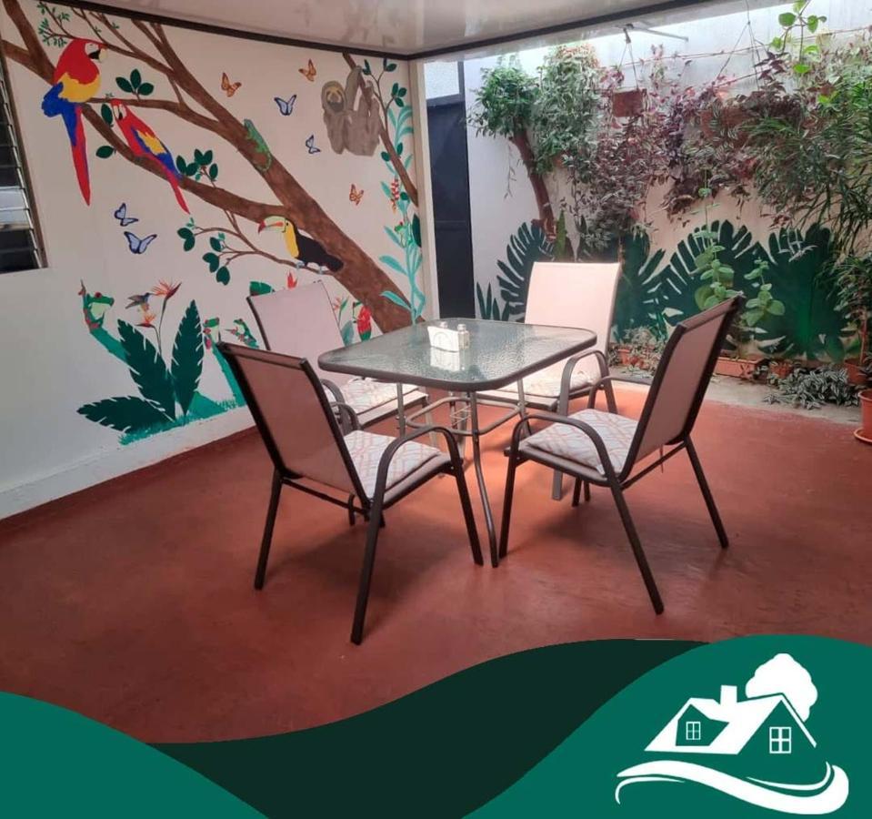 ホテルCasa Colima Isla de Tibas エクステリア 写真